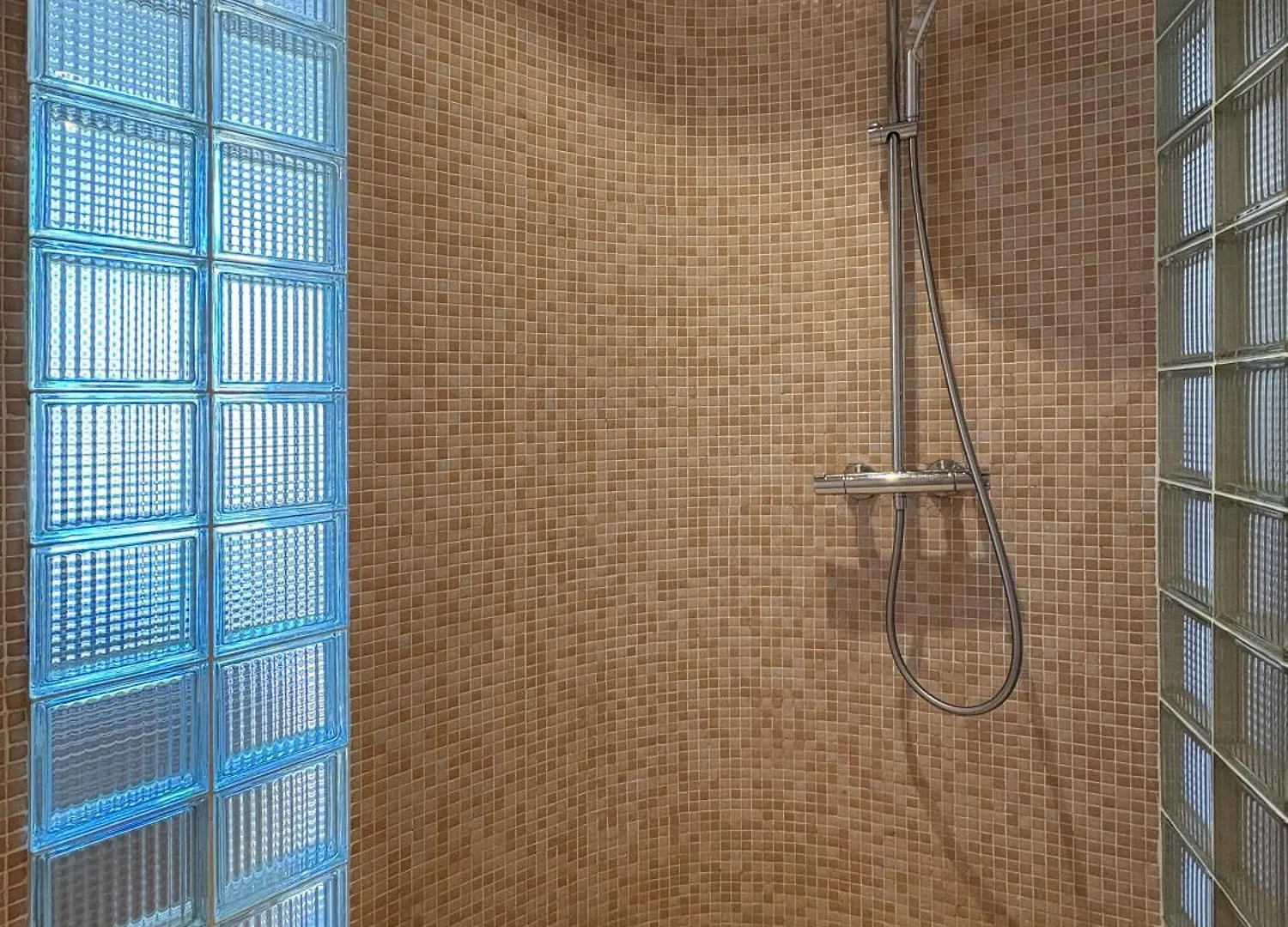 Dom wakacyjny Charmante Maison De Village Avec Petite Piscine Privee Le Cannet